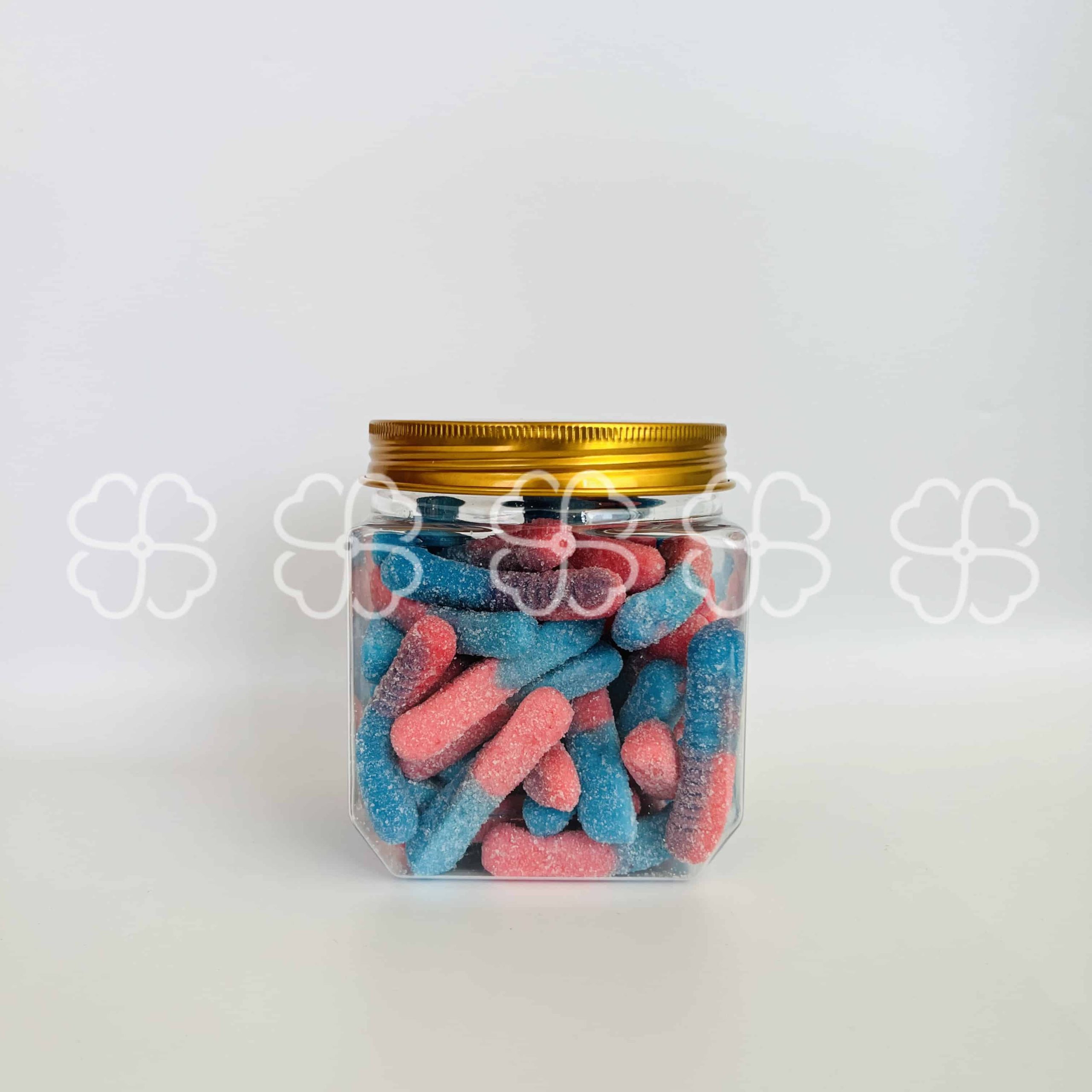 Delicious two-color worm gummy